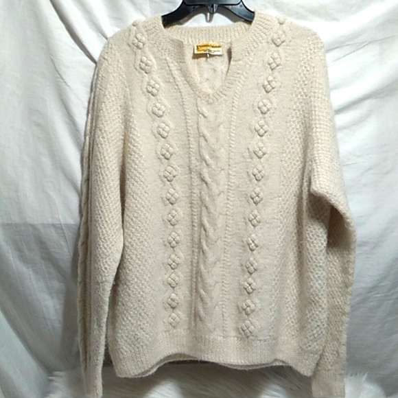 Artesanias Paehmama Sweaters - RARE! Artesanias Pachmama Vintage Sweater Made Peru 100% Alpaca Wool
